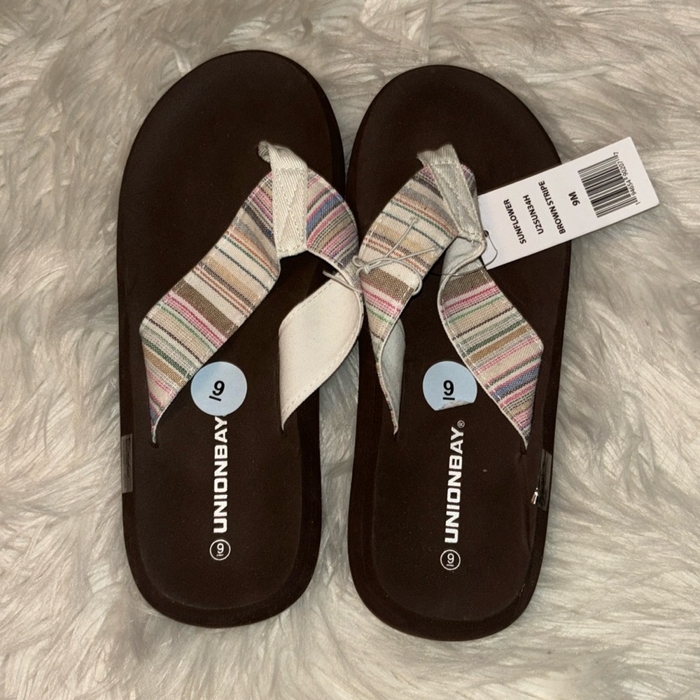 unionbay flip flops